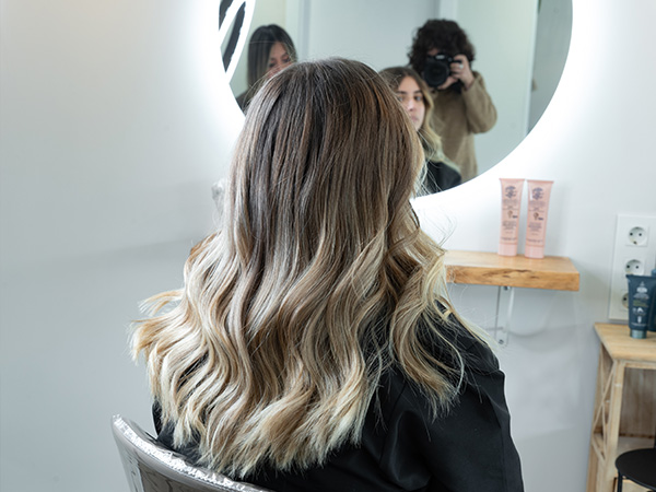 mechas balayage pamplona